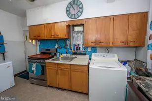 954 Wakeling St, Philadelphia, PA 19124 - Photo 13