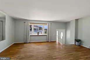 12126 Ranier Rd, Philadelphia, PA 19154 - Photo 3
