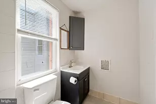 2015 Mountain St, Philadelphia, PA 19145 - Photo 21