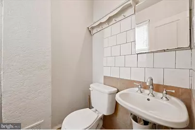 2015 Mountain Street, Philadelphia, PA 19145 - Photo 7