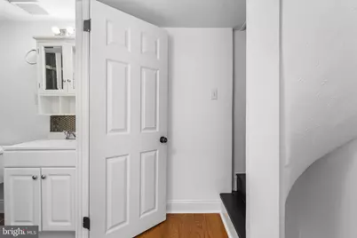 8 Bristow Place, Philadelphia, PA 19123 - Photo 11