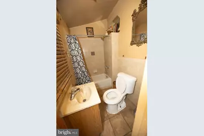 117 E Wellens Avenue, Philadelphia, PA 19120 - Photo 15