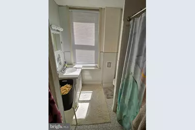 2211 Mount Vernon Street, Philadelphia, PA 19130 - Photo 17