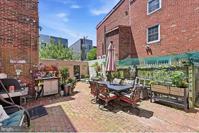 818 S 4th Street #A, Philadelphia, PA 19147 - Photo 19