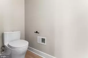 2105 League Ct, Philadelphia, PA 19146 - Photo 25