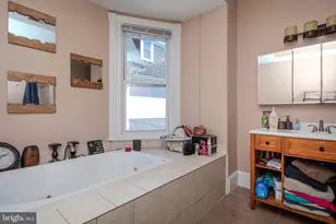 309 W Earlham Ter, Philadelphia, PA 19144 - Photo 13
