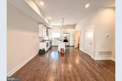 2527 Graduate Square, Philadelphia, PA 19146 - Photo 5