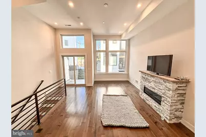 2527 Graduate Square, Philadelphia, PA 19146 - Photo 3