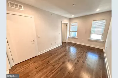 2527 Graduate Square, Philadelphia, PA 19146 - Photo 17