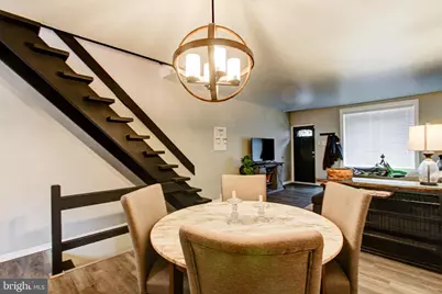 1215 Daly Street, Philadelphia, PA 19148 - Photo 9