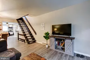 1215 Daly St, Philadelphia, PA 19148 - Photo 3