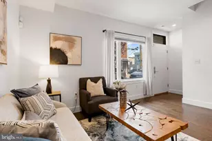2019 Blair St, Philadelphia, PA 19125 - Photo 3