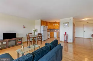 2401 Pennsylvania Ave, Philadelphia, PA 19130 - Photo 5