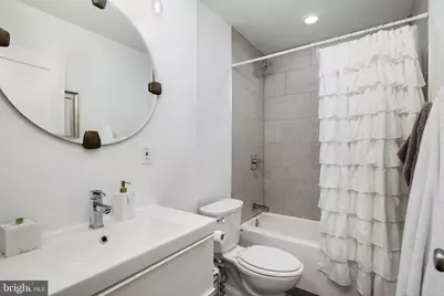 2711 W Jefferson Street #2, Philadelphia, PA 19121 - Photo 11