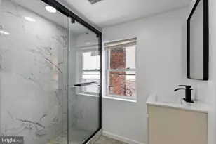 1223 Spruce St, Philadelphia, PA 19107 - Photo 9
