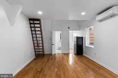 1223 Spruce Street #2R, Philadelphia, PA 19107 - Photo 3