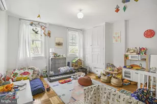 1631 E Berks St, Philadelphia, PA 19125 - Photo 21
