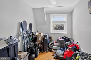 5432 Vicaris St, Philadelphia, PA 19128 - Photo 9