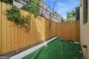 2062 E Stella St, Philadelphia, PA 19134 - Photo 9