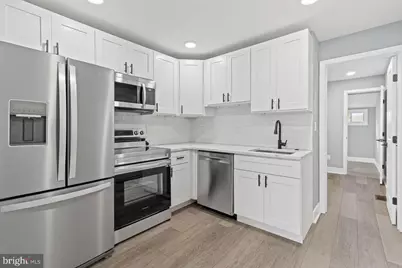 2112 N 8th Street, Philadelphia, PA 19122 - Photo 11