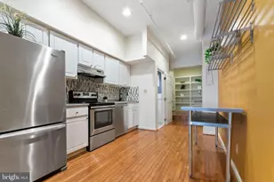 104 N 2nd St, Philadelphia, PA 19106 - Photo 3