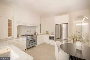 514 Delancey St, Philadelphia, PA 19106 - Photo 11