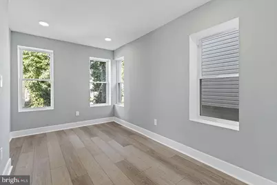 2114 N 8th Street, Philadelphia, PA 19122 - Photo 9