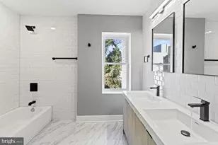 2114 N 8th St, Philadelphia, PA 19122 - Photo 11