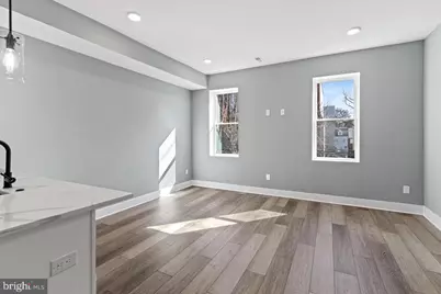 2114 N 8th Street, Philadelphia, PA 19122 - Photo 23
