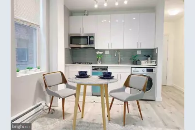 2402 Spruce Street #1R, Philadelphia, PA 19103 - Photo 5