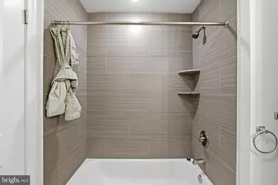 925 N Broad Street #2F, Philadelphia, PA 19123 - Photo 9
