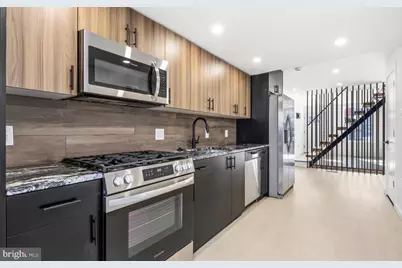1819 E Albert Street, Philadelphia, PA 19125 - Photo 5