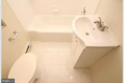 318 S 15th Street #2F, Philadelphia, PA 19102 - Photo 9