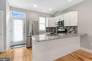 724 E Thompson St, Philadelphia, PA 19125 - Photo 1