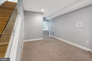 724 E Thompson St, Philadelphia, PA 19125 - Photo 13