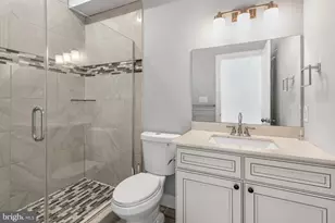 724 E Thompson St, Philadelphia, PA 19125 - Photo 27