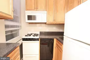 1616 Pine, Philadelphia, PA 19103 - Photo 7