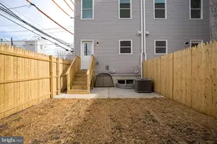 2480 Emerald St, Philadelphia, PA 19125 - Photo 23