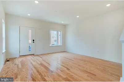 2480 Emerald Street, Philadelphia, PA 19125 - Photo 7