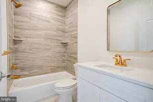 2480 Emerald St, Philadelphia, PA 19125 - Photo 5
