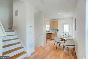 2480 Emerald St, Philadelphia, PA 19125 - Photo 7