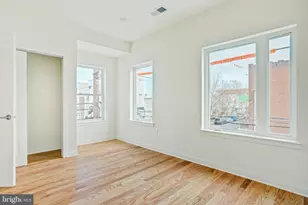 2480 Emerald St, Philadelphia, PA 19125 - Photo 3