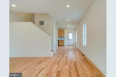 2480 Emerald Street, Philadelphia, PA 19125 - Photo 9