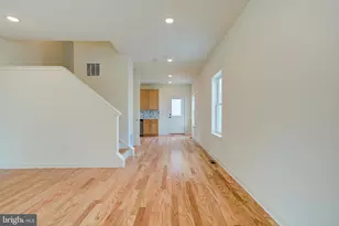 2480 Emerald St, Philadelphia, PA 19125 - Photo 9