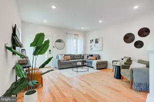 2480 Emerald St, Philadelphia, PA 19125 - Photo 3