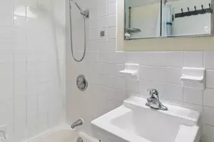 226 W Rittenhouse Square, Philadelphia, PA 19103 - Photo 11