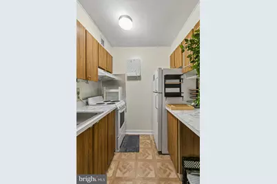 226 W Rittenhouse Square #1702, Philadelphia, PA 19103 - Photo 5