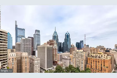 226 W Rittenhouse Square #1702, Philadelphia, PA 19103 - Photo 15
