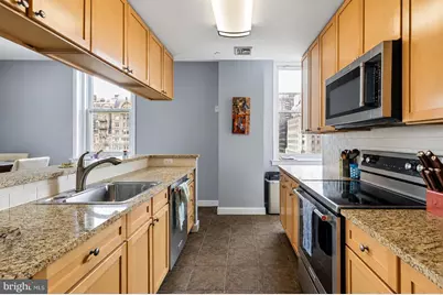 111 S 15th Street #1803, Philadelphia, PA 19102 - Photo 9