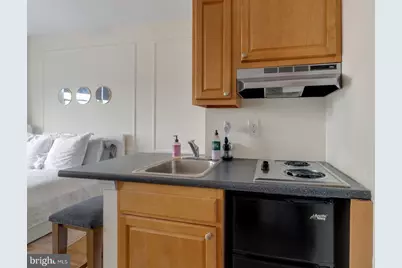 1324 Locust Street #1523, Philadelphia, PA 19107 - Photo 5